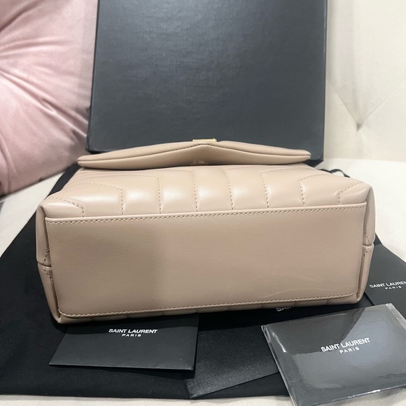 NEWπ₯ YSL LOULOU SMALL IN QUILTED LEATHER - Picture 4 of 10